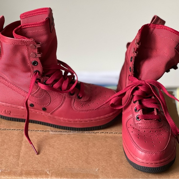 Nike brand new Air Force One 5.5 SF AF1 - Picture 2 of 9